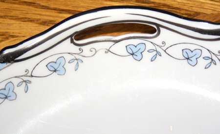 N3094 Handled Cake Plate