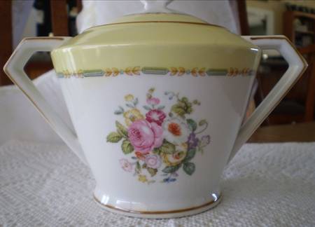 N3123 Sugar Bowl & Lid