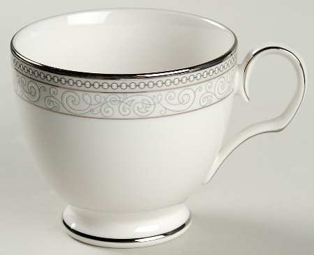 Cirque Footed Cup
