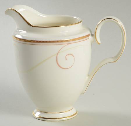 Golden Wave Creamer