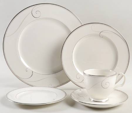 Platinum Wave 5 Piece Place Setting