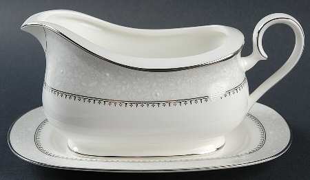 Yardsley Gravy Boat & Underplate (Relish/Butter)