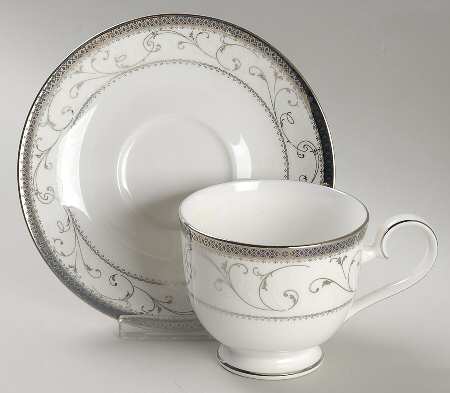 Corinth Footed Cup & Saucer Set