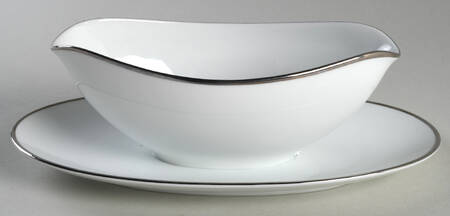 N3194 Gravy Boat with Attached Underplate