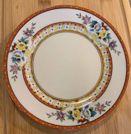 N2622 by Noritake