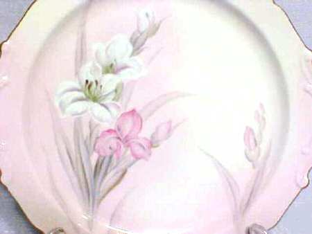 N3200 Handled Cake Plate
