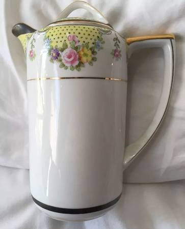 N2630 Chocolate Pot & Lid