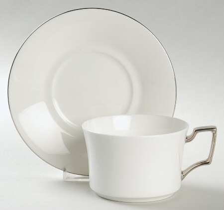 Maestro Flat Cup & Saucer Set
