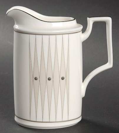 Metronome Creamer