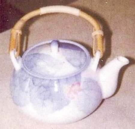 N3224 Teapot & Lid