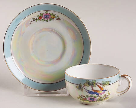 N2644 Flat Toy Cup and Saucer Set