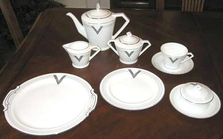 N3262 Teapot & Lid