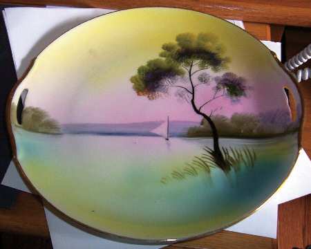 N3282 Handled Cake Plate