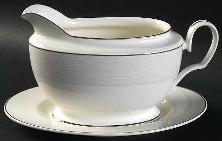 Atlantique Gravy Boat & Underplate