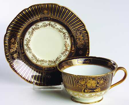 N3298 Footed Cup & Saucer Set
