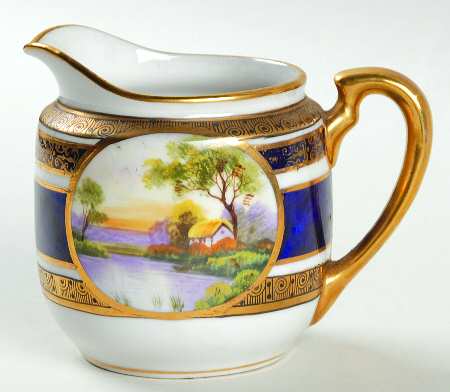 N3301 Creamer