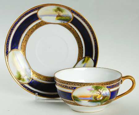 N3301 Flat Cup & Saucer Set