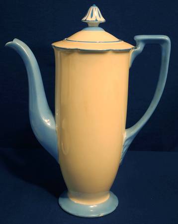 N3327 Chocolate Pot & Lid
