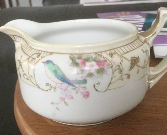 N3328 Creamer