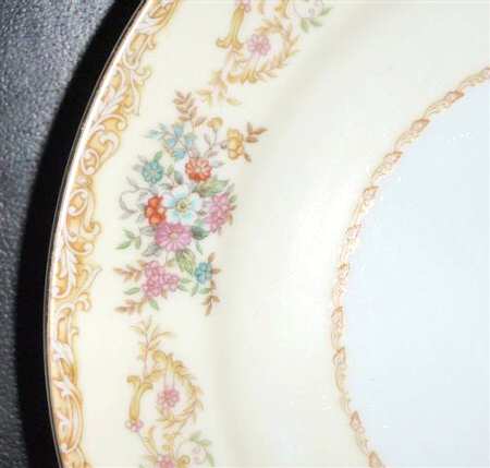 N3346 Dinner Plate