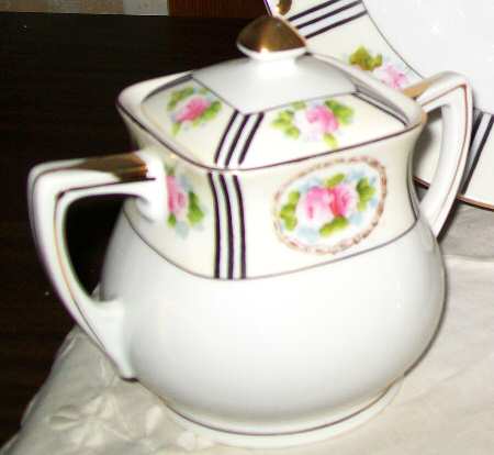 N3351 Sugar Bowl & Lid