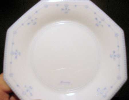 Ronde Fluerie by Noritake