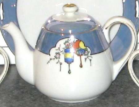 N3044 Teapot & Lid