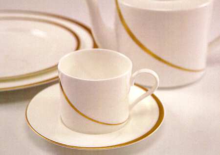 Luna Gold Flat Cup & Saucer Set
