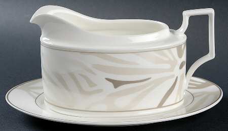 Campania Gravy Boat & Underplate (Relish/Butter)