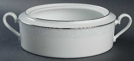 Alderwood Round Vegetable No Lid
