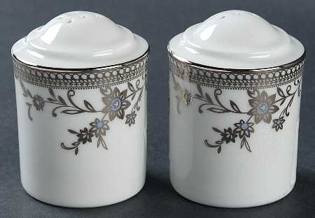 Hayden Salt & Pepper Set