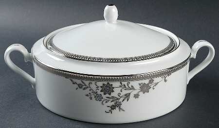 Hayden Round Covered Vegetable