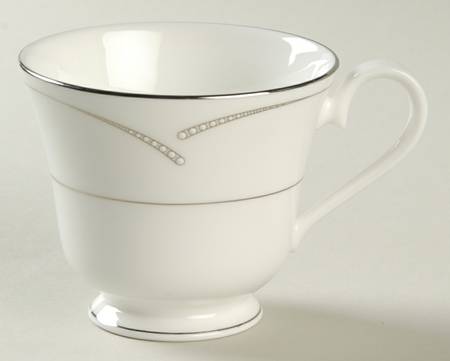Entwine Footed Cup