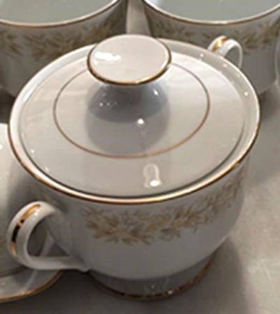 Pastorale Sugar Bowl & Lid