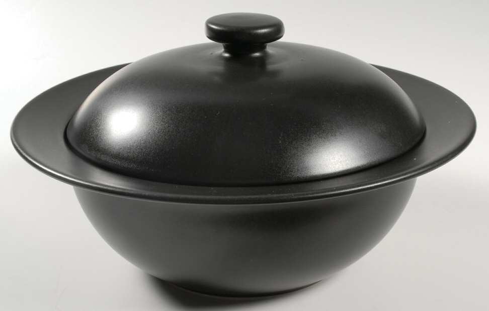 NAU4 2 Qt Round Covered Casserole