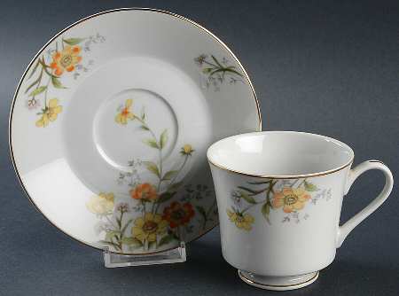 Allegro Footed Cup & Saucer Set