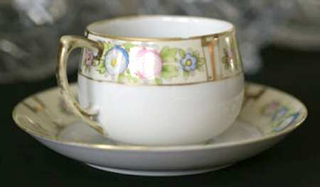 MEI1345 Flat Cup & Saucer Set