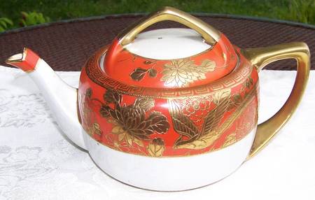 N3487 Teapot & Lid
