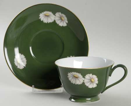 N1530 Green Footed Cup & Saucer Set