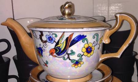 N3502 Teapot & Lid