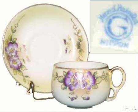 NIP206 Flat Cup & Saucer Set