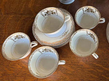 N3507 Footed Cup & Saucer Set