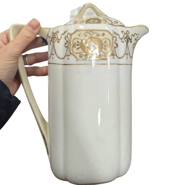N3543 Chocolate Pot & Lid