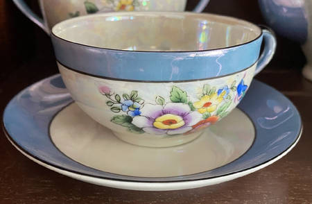 N3574 Flat Cup & Saucer Set