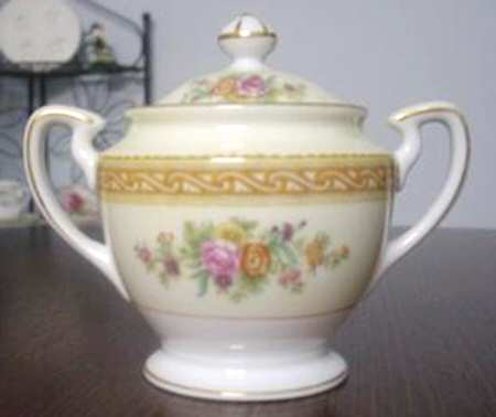 N3784 Sugar Bowl & Lid