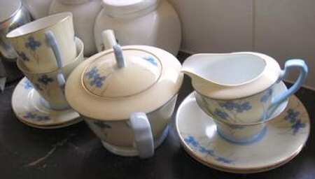 N3587 Sugar Bowl & Lid
