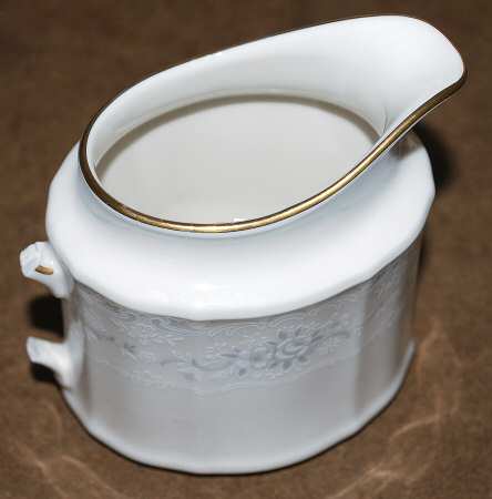 7307 Creamer