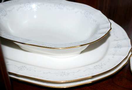 7307 by Noritake