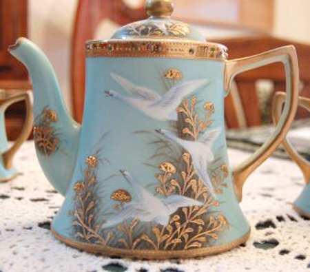 N3819 Teapot & Lid