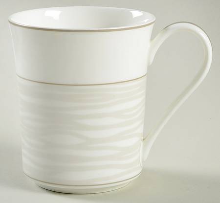 Champagne Iridescence Mug